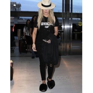 Women’s Fox Fur Slides - Black Sandals / Slippers